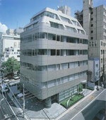 渋谷駅から徒歩約6分の綺麗で使い易い貸会議室です。