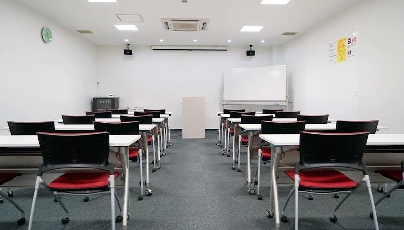 ニュー共栄ビル会議室